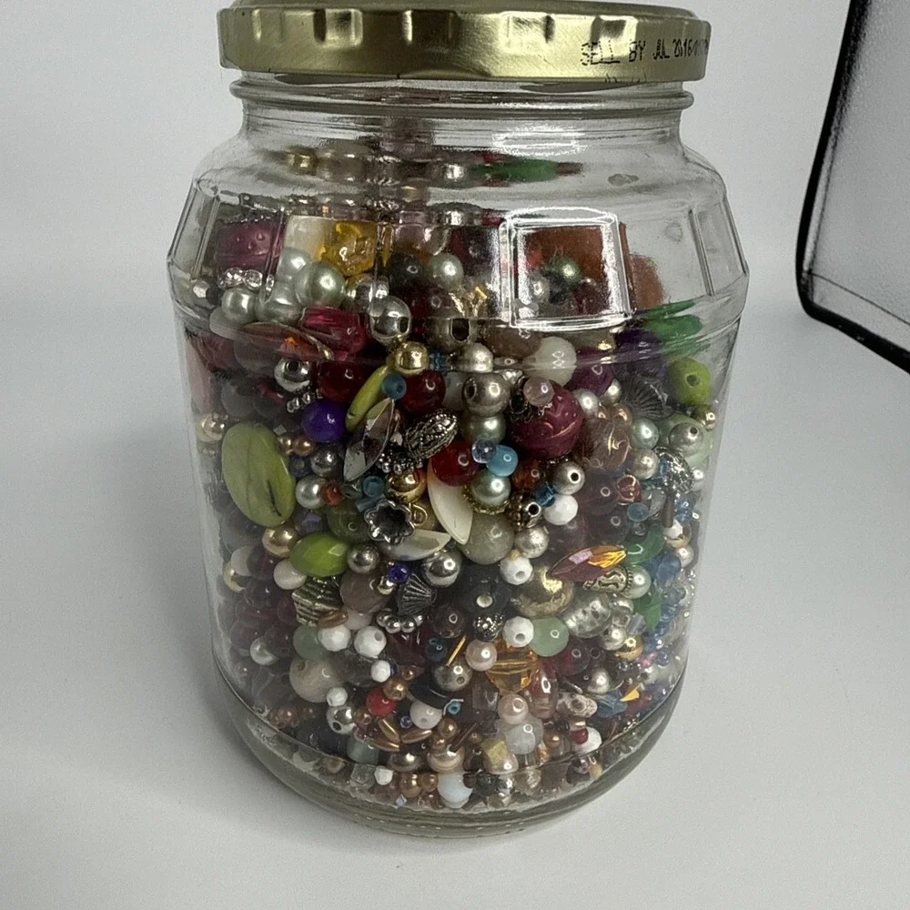 Jar Of Vintage & Modern Beads / Small Jewelry Parts Mixed Materials Faux Pearls